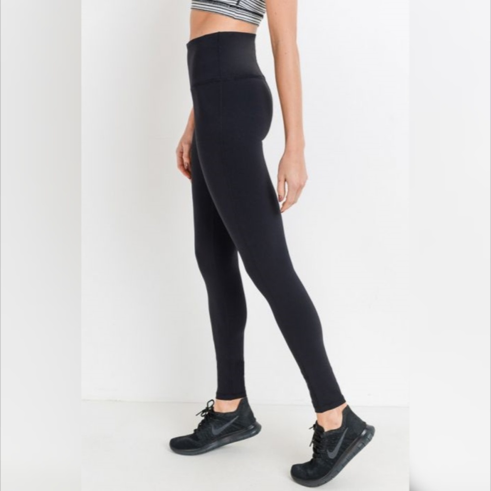 Highwaist Essential Solid Leggings - Picture 3 of 6